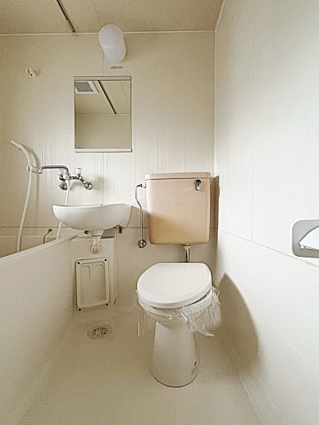 トイレ　室内写真は別部屋の写真です。