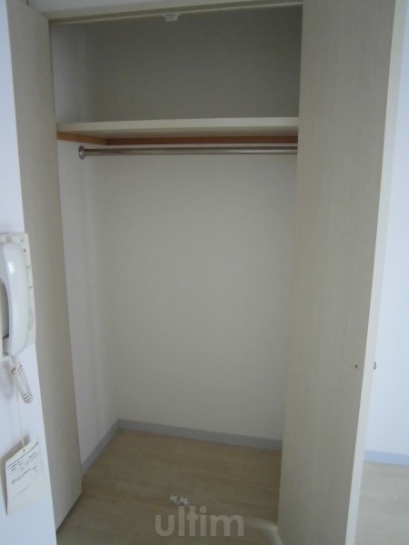 収納　別の部屋の写真