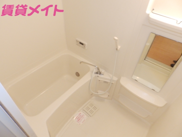 バス・シャワールーム　同型参考写真