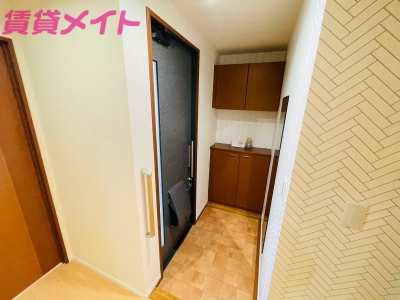 玄関　別部屋参考写真