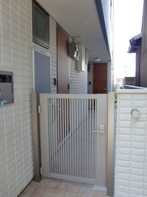エントランス　オートロック