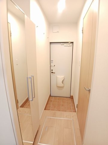 玄関　落ち着いた玄関です