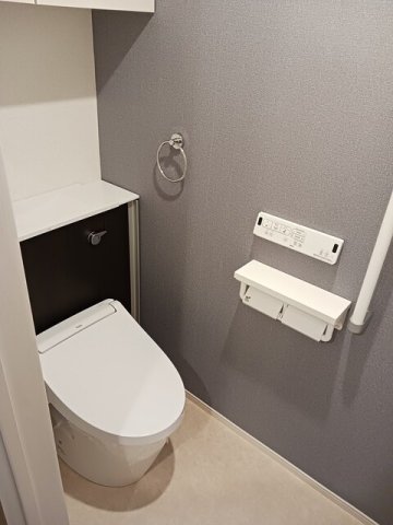 トイレ　落ち着いたトイレです