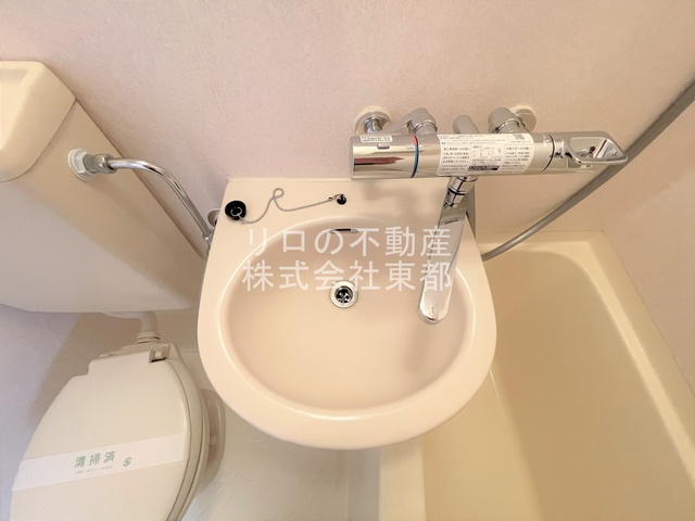 洗面設備　洗面ボウルと鏡もございます☆