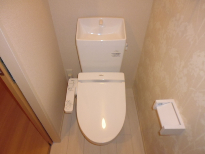 トイレ　トイレもきれいです