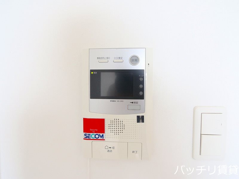 セキュリティ　類似写真使用のため、現状優先。