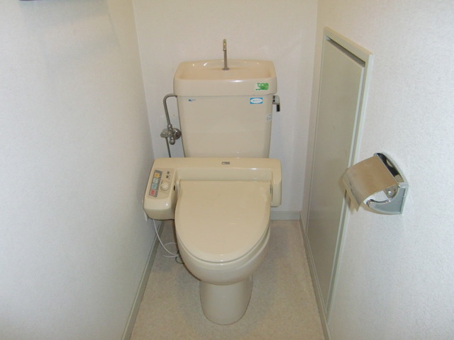 トイレ　ウォシュレット