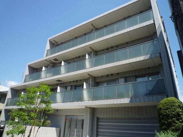 建物外観　2010年7月撮影