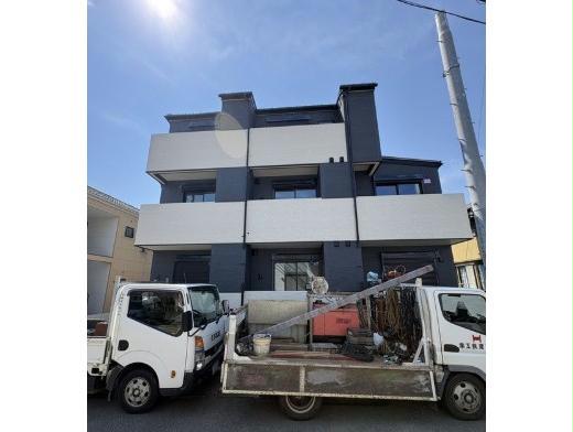 建物外観　建築中