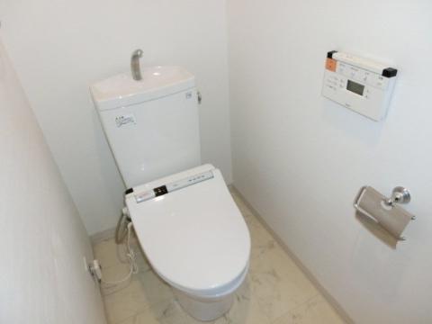 トイレ　トイレ