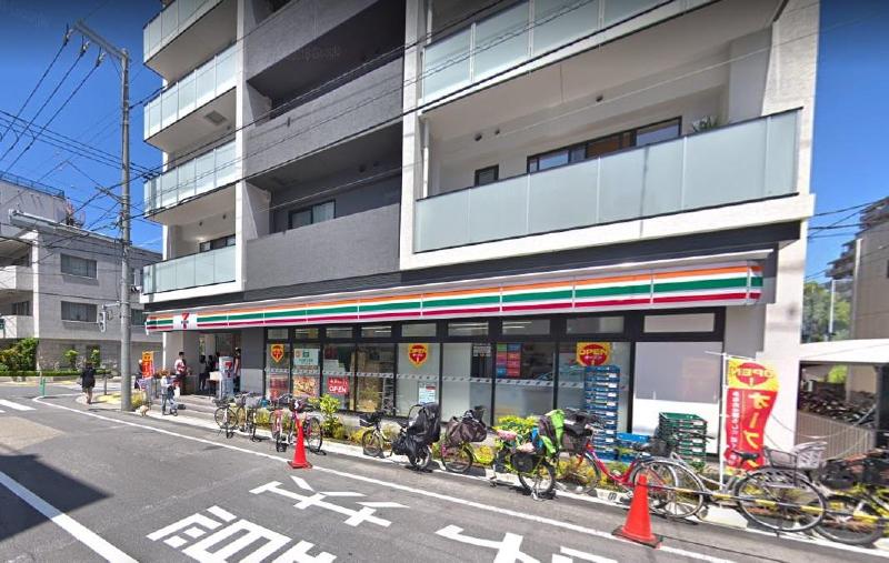 コンビニ　セブンイレブン（コンビニ）まで130m