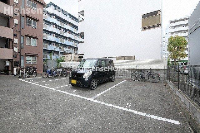 駐車場　カースペースがあります