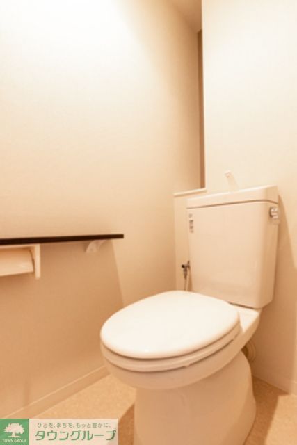 トイレ　※写真は同タイプ住戸です。