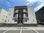 東室蘭駅より徒歩15分 築8年8ヶ月 3階建の賃貸物件