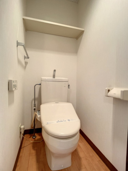 トイレ　※別部屋の写真です