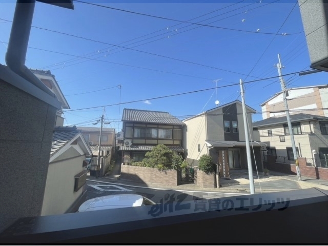 バルコニー　２階