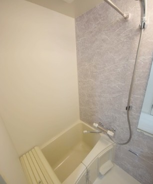 バス・シャワールーム　※同建物別部屋参考写真