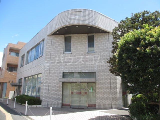 銀行　神奈川銀行　六会支店（銀行）まで181m