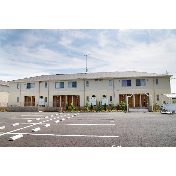 建物外観　メルヴェイユIII