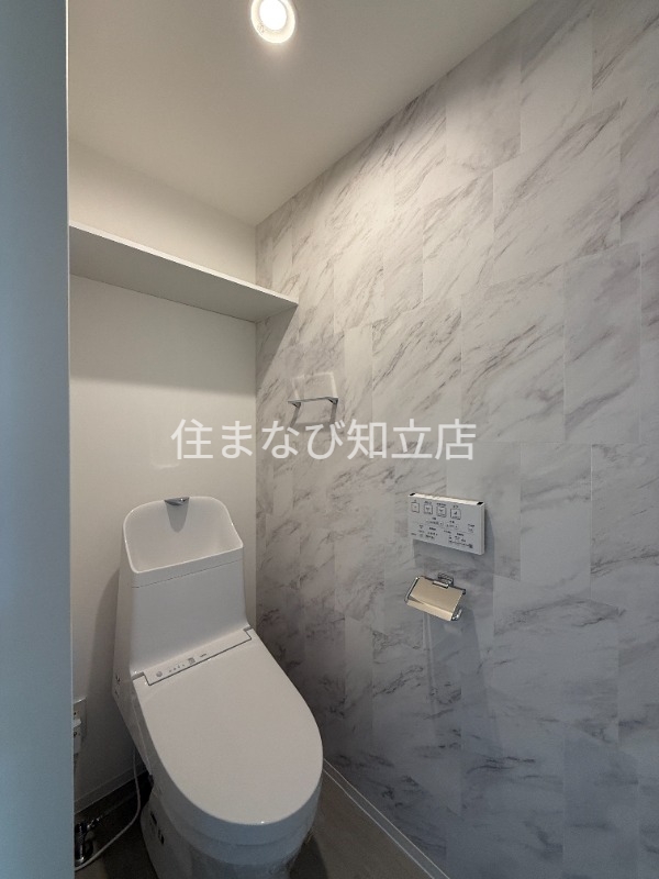 トイレ　同型完成モデル
