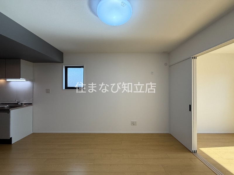 居室・リビング　同型完成モデル