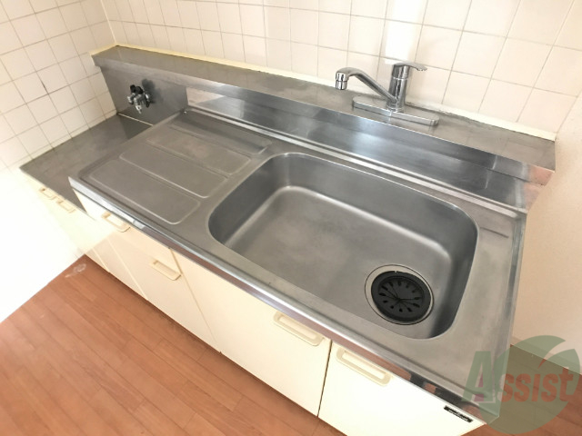 キッチン　水回りはいつも綺麗にしていたいですよね。