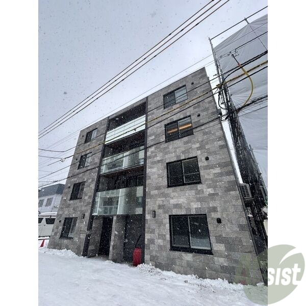 建物外観　札幌市中央区南５条西「ＰＲＥＭＩＥＲＥ」