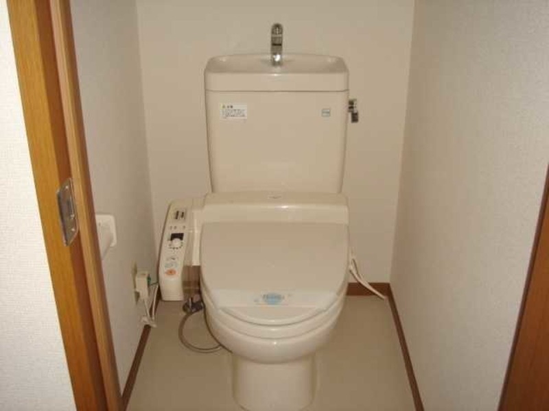 トイレ　図面と現状に相違がある場合には現状を優先