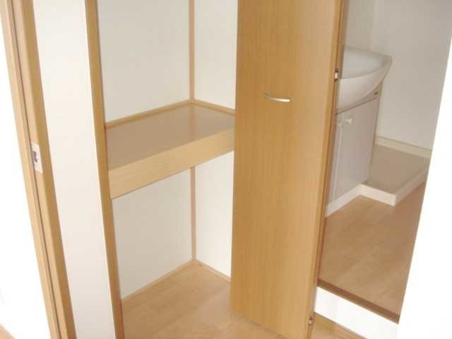 収納　図面と現状に相違がある場合には現状を優先