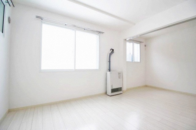 居室・リビング　★都市ガスエコジョーズで経済的！★角部屋です♪★