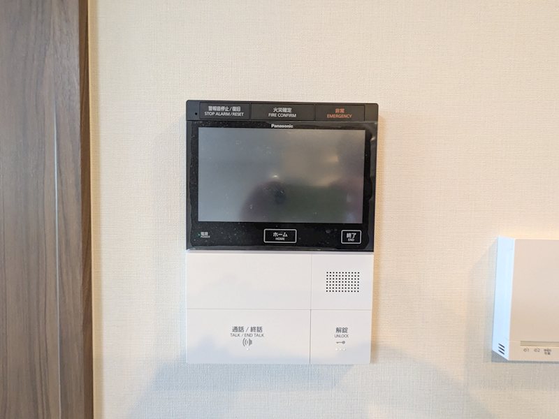 セキュリティ　モニター付きインターホン