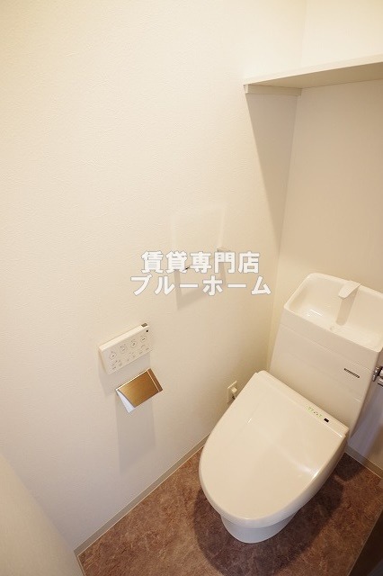 トイレ　落ち着いたトイレスペース！