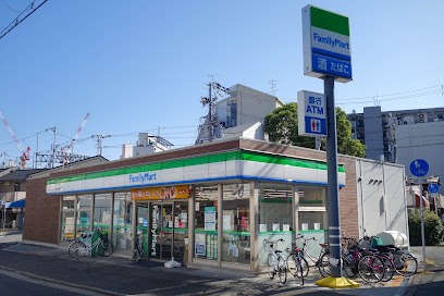 コンビニ　ファミリーマート 淡路四丁目店（コンビニ）まで200m