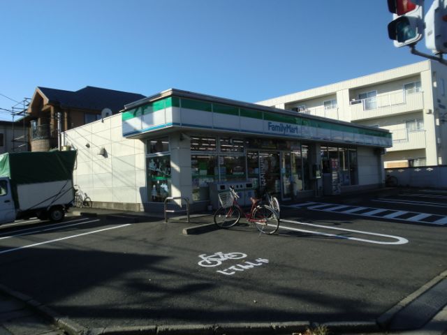 コンビニ　ファミリーマート（コンビニ）まで350m