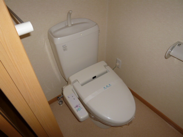 トイレ　シャワー付きトイレ