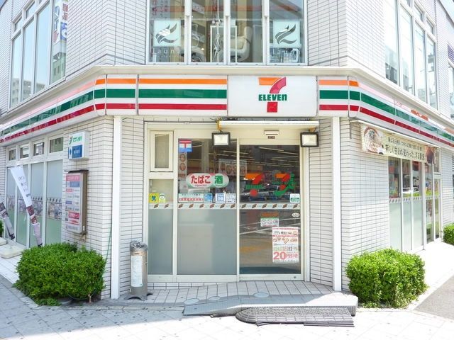 コンビニ　★★セブンイレブン（コンビニ）まで107m