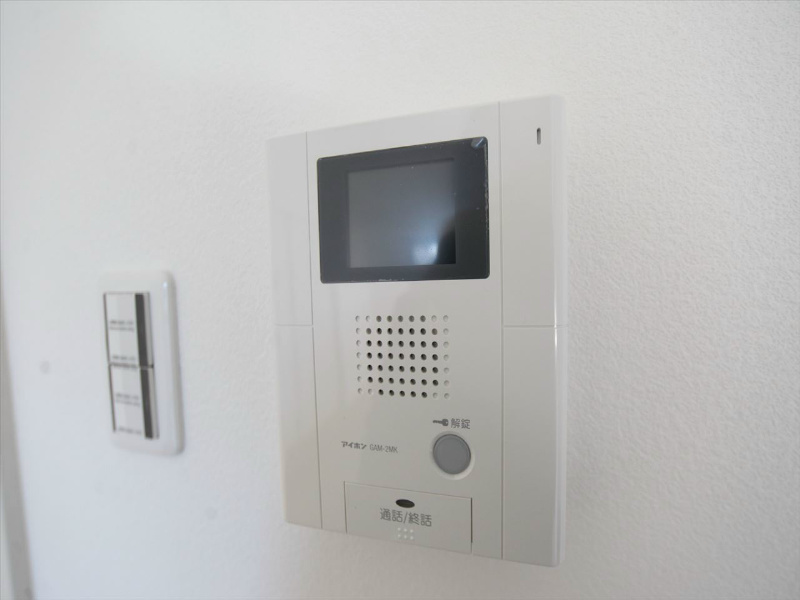 セキュリティ　TVモニター付インターホン