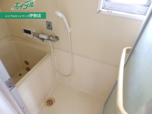 バス・シャワールーム　同型参考写真