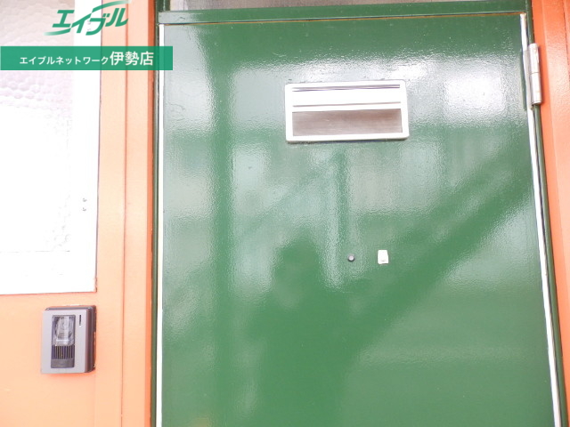 セキュリティ　同型参考写真