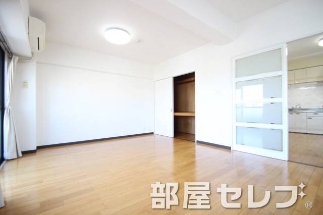その他部屋・スペース　広々したお部屋で生活しやすいですね。