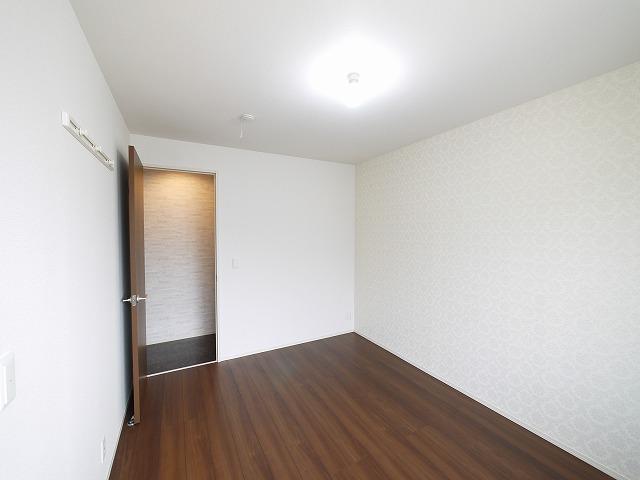 その他部屋・スペース　使い勝手のいい寝室です