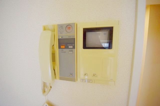 セキュリティ　モニター付きインターホン