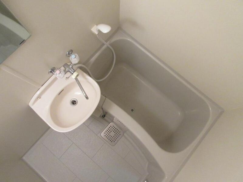 バス・シャワールーム　お湯に浸かって一日の疲れを癒してください