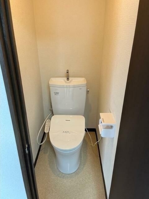 トイレ　別号室のお部屋です。