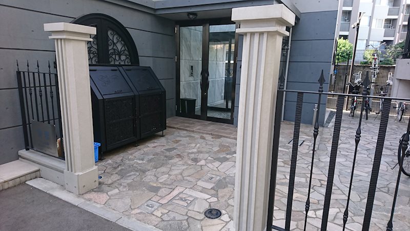 エントランス