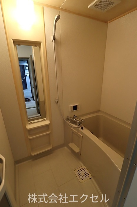 バス・シャワールーム　同建物別室の写真です。