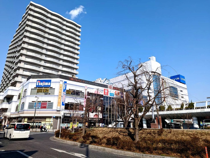 ショッピングセンター　駅前商業ビル「ASTA」（ショッピングセンター）まで1000m