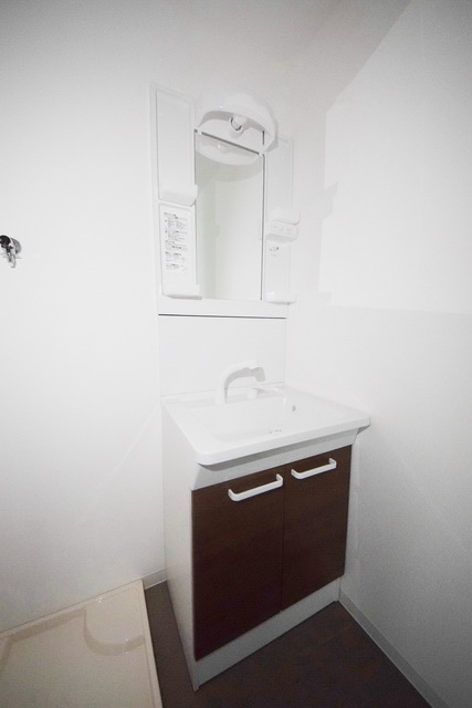 洗面設備　～同施工会社同商品内装参考写真～