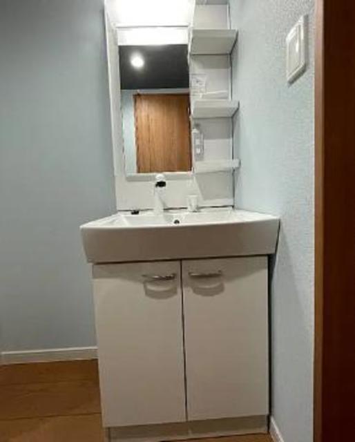 洗面設備　同施工会社の参考写真