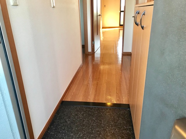 玄関　きれいな玄関です